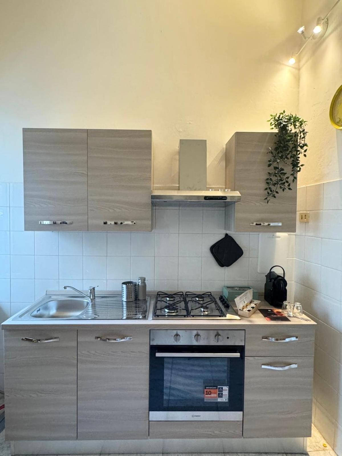 רומא Mopy Apartment Luxury Home מראה חיצוני תמונה
